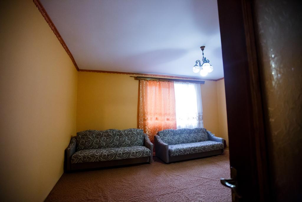Guest House In Drachino Svalyava Exterior photo
